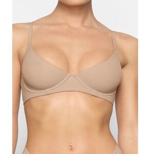 SKIMS Fits Everybody Unlined Underwire Demi Bra